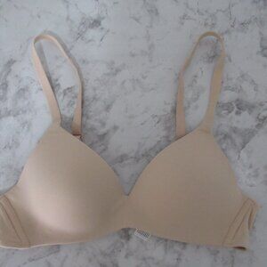 Wacoal Bra 34A Beige Tan How Perfect T Shirt Wire Free Wireless Bralette 852189
